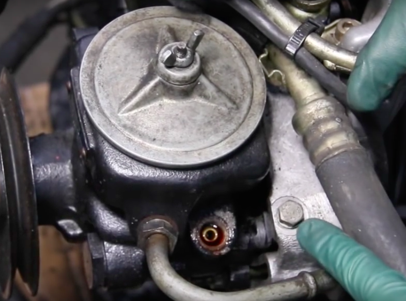 Power Steering Pump How to Perform a V Belt Adjustment Engine Problem